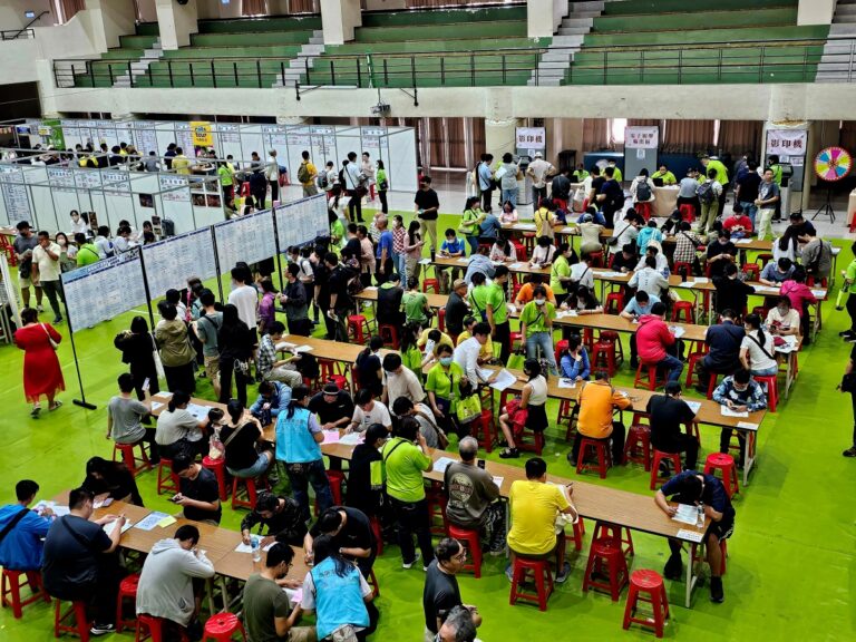 1140814勞工局_超夯職缺在這裡高雄現場徵才活動8月16日登場[訓就中心] (4)_0