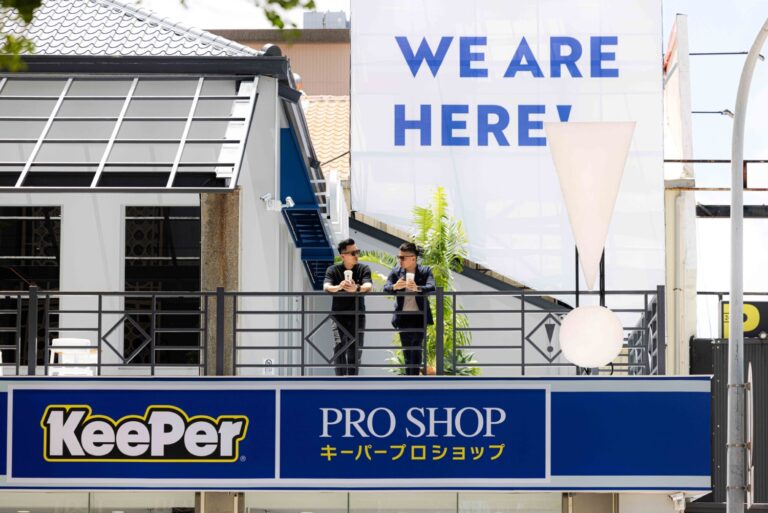 KeePer攜手CAFE!N打造複合式型態店鋪，將汽車美容與咖啡文化完美融合，顛覆傳統汽美的刻版印象，化身以人為本的「風格生活場域」-3