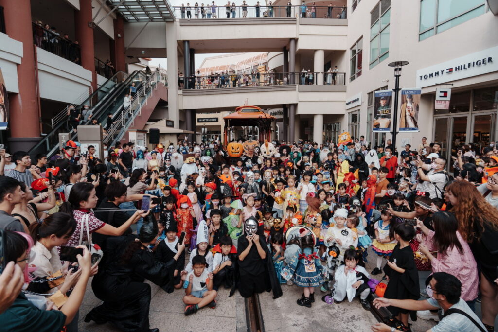 SKM Park Outlets 高雄草衙 過往遊行吸引超過千人報名參與、突破萬人來館共襄盛舉。_0