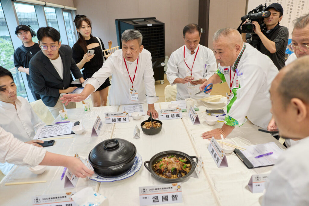 「2025麻油料理擂台決賽」登場 十強齊聚一堂廚藝對決