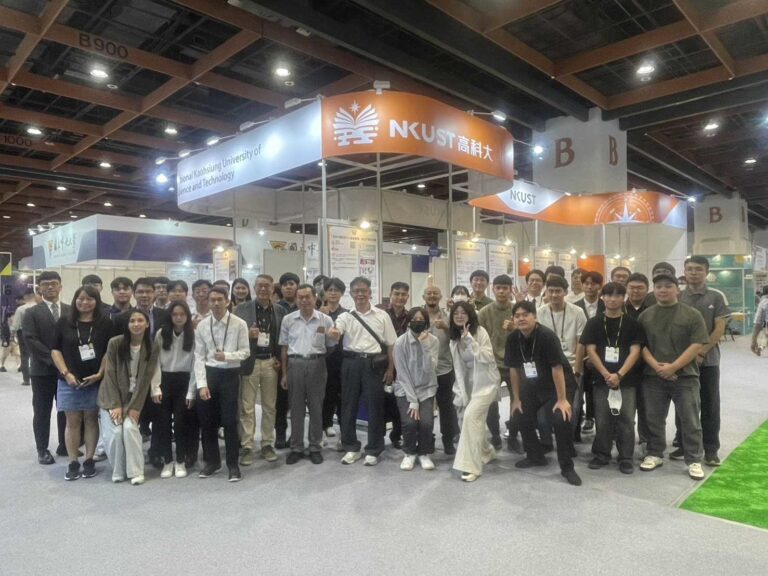 LINE_ALBUM_高科大_2025台灣創新技術博覽會_251103_4