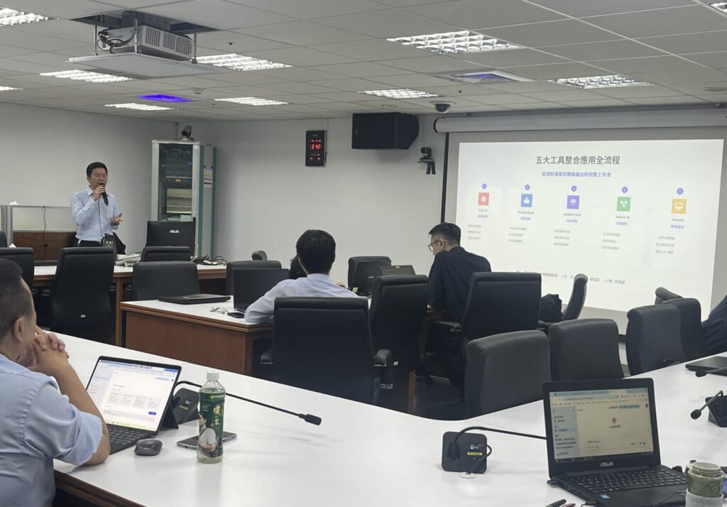 政風同仁實機操演 AI 工具，以數位科技強化廉政風險辨視。_0
