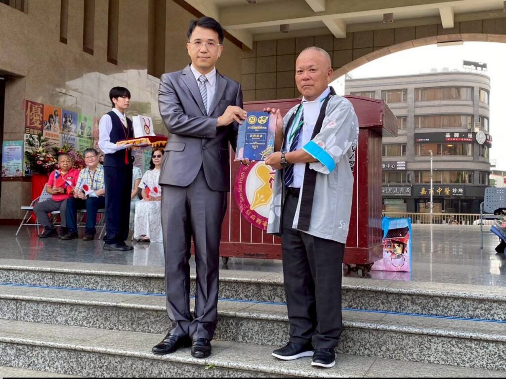 LINE_ALBUM_接待日本姐妹校國際交流_260423_2