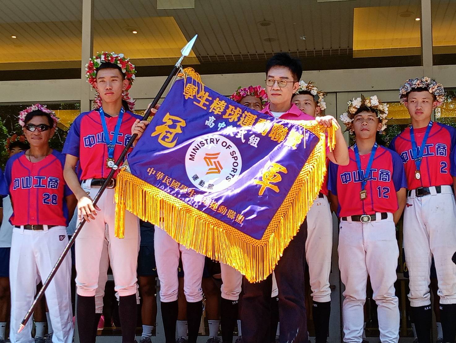 中山工商運動團隊再寫傳奇！男足聯賽U19提前封王、男棒軟式組喜迎三連霸
