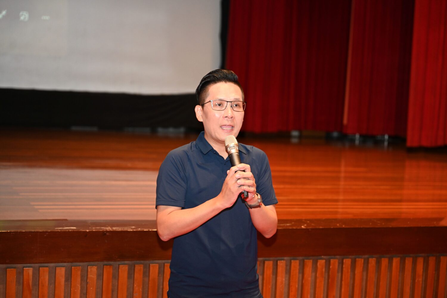 中鋼公司舉辦115年小港區各國小應屆畢業生「鋼鐵之旅」活動