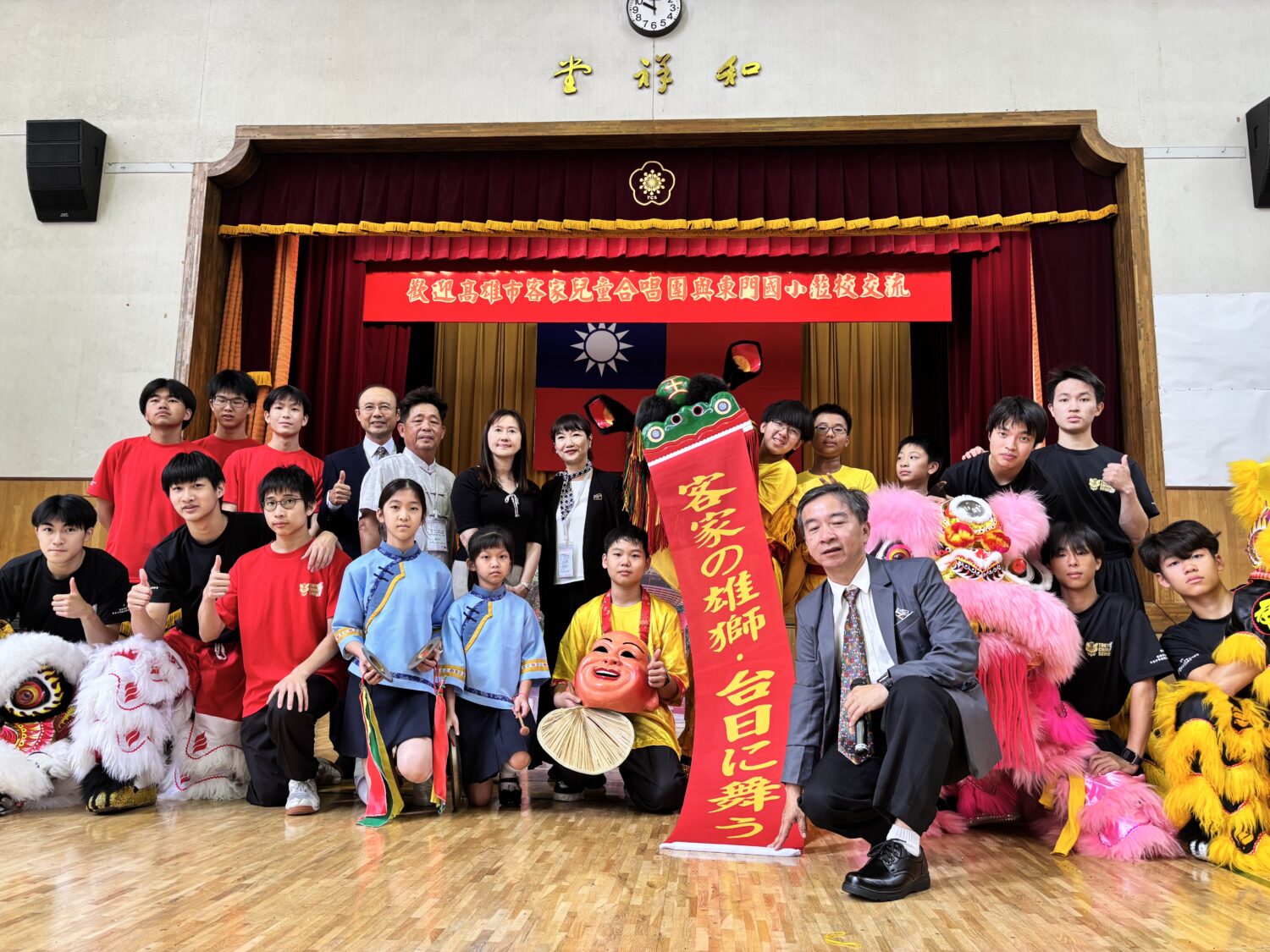 高雄客家兒童合唱團赴日見學交流  客家方口獅與廣東醒獅台日同台尬陣