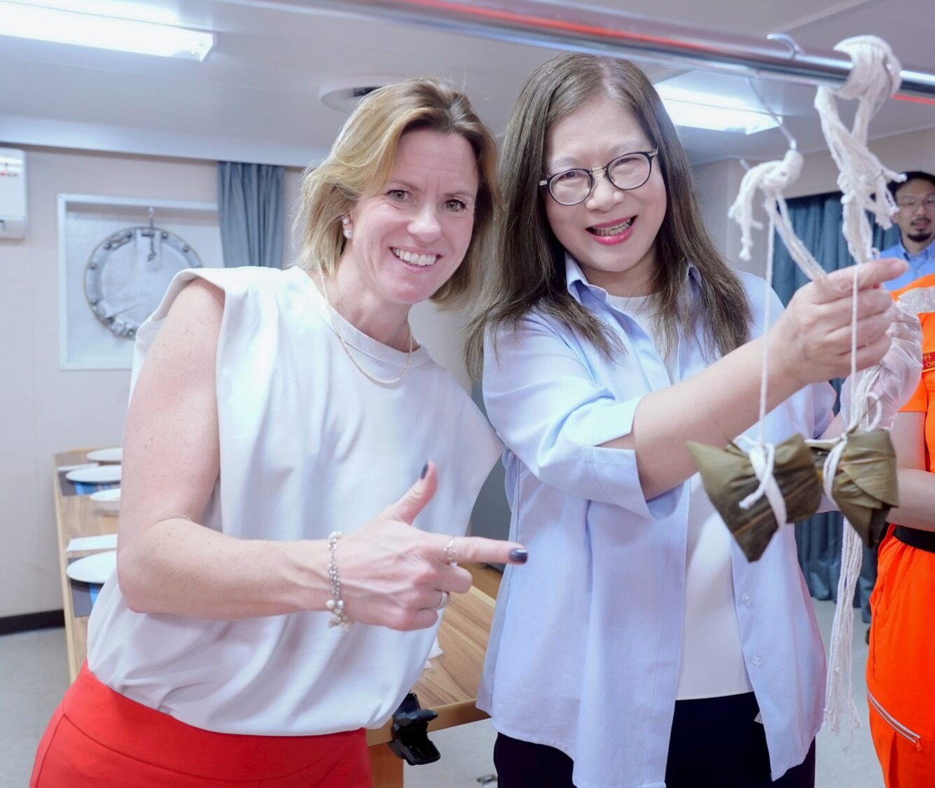 英國代表首登台灣海巡旗艦! 管碧玲:台英共伴維護區域和平 英國代表首登台灣海巡旗艦! 管碧玲:台英共伴維護區域和平