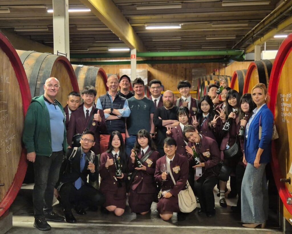 公用-師生參觀比利時啤酒釀酒製造廠_0