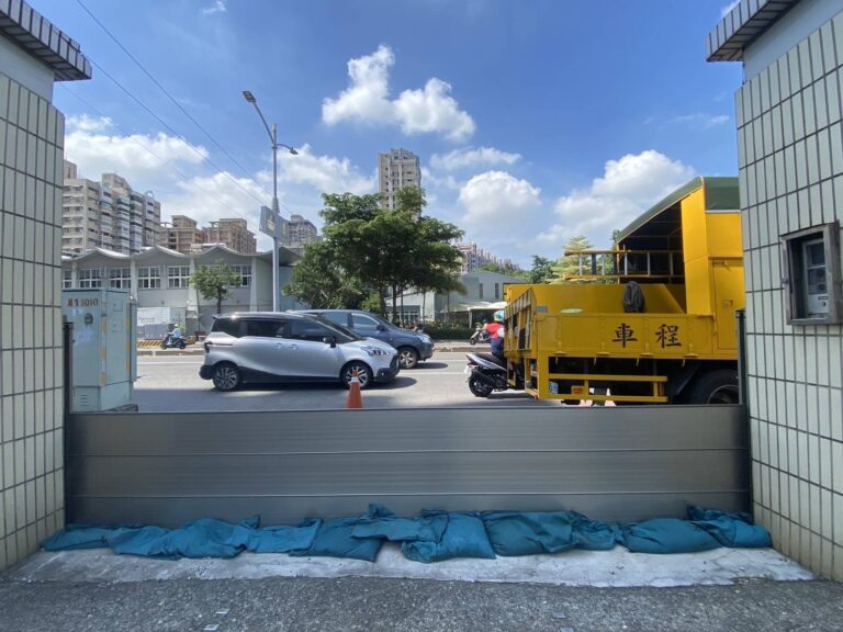 0_台電高雄區處於變電所進行防洪整備 (1)