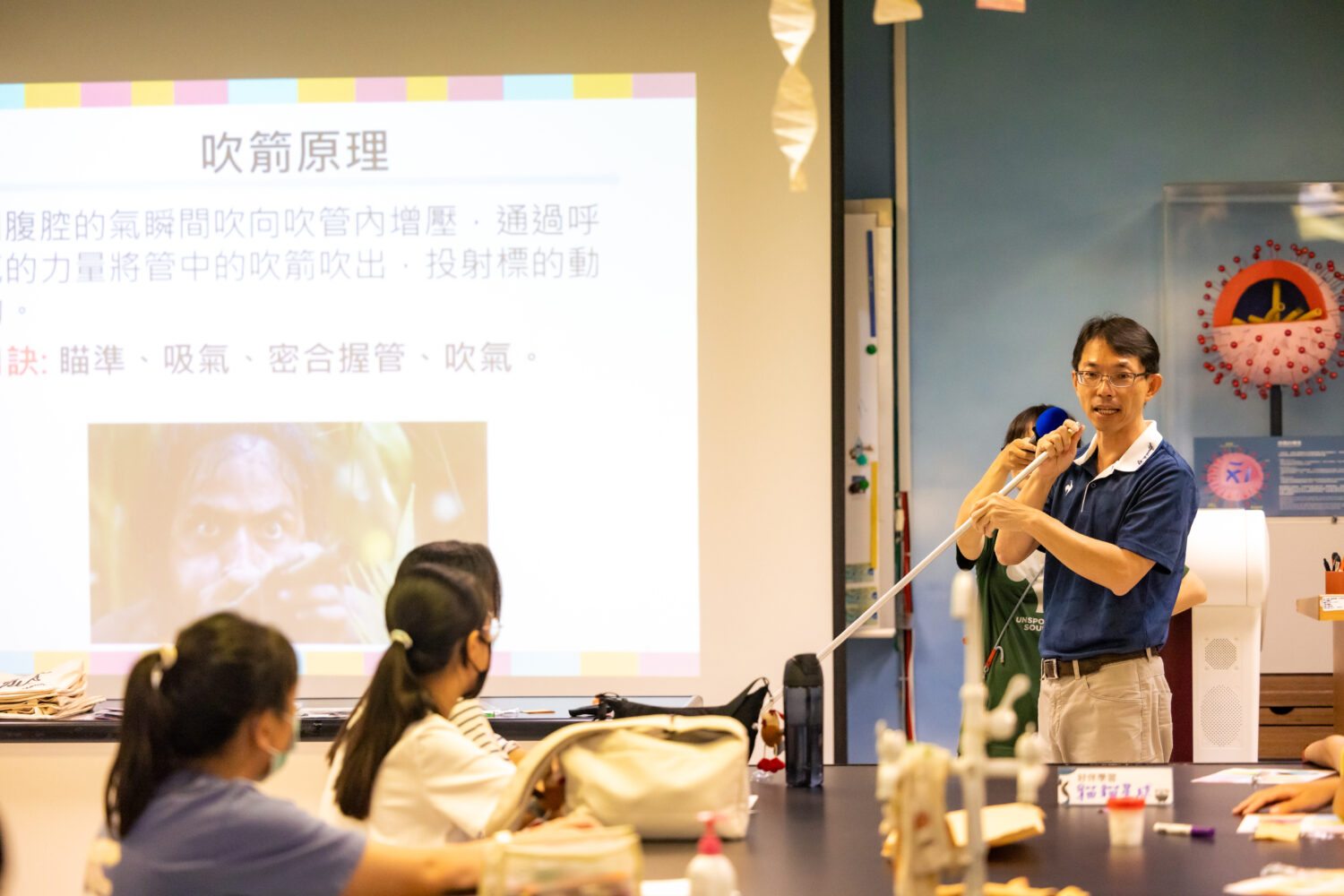 從「動物法醫」到「吹箭體驗」 高市動保處暑期「小小獸醫體驗營」秒殺額滿