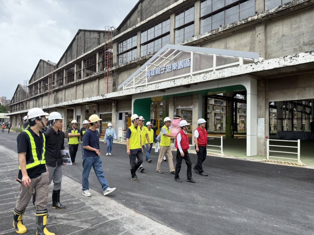 中度颱風巴威來襲　林欽榮副市長視察高雄親子遊樂園區防颱整備