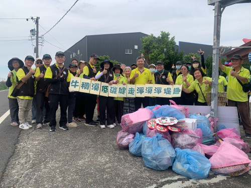 科技執法結合志工淨堤   翻轉牛稠溪水岸環境