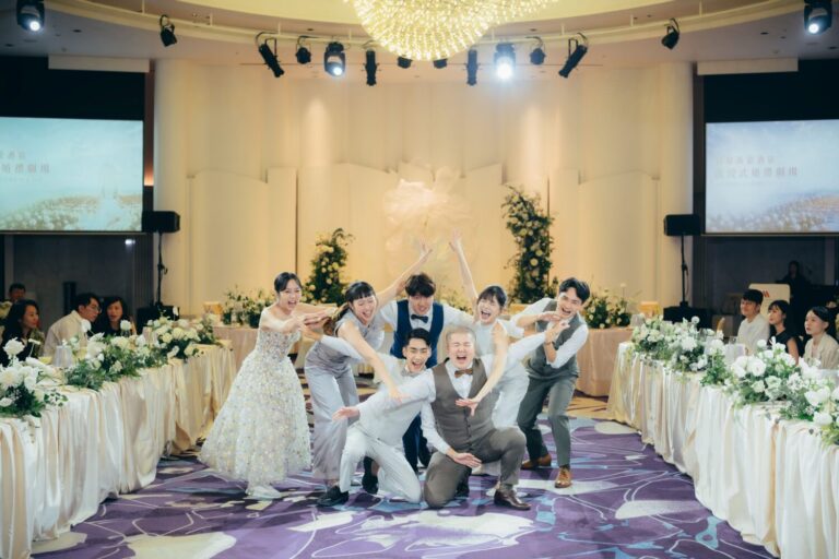 高雄萬豪酒店婚體日以「沉浸式婚禮劇場」為亮點，現場氣氛熱絡，新人對於婚宴方案詢_0