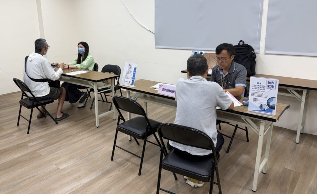 1150914 楠梓園區徵才18日登場 釋出逾300個職缺(楠梓園區六月份現場徵才活動照)