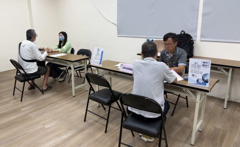 1150914 楠梓園區徵才18日登場 釋出逾300個職缺(楠梓園區六月份現場徵才活動照)