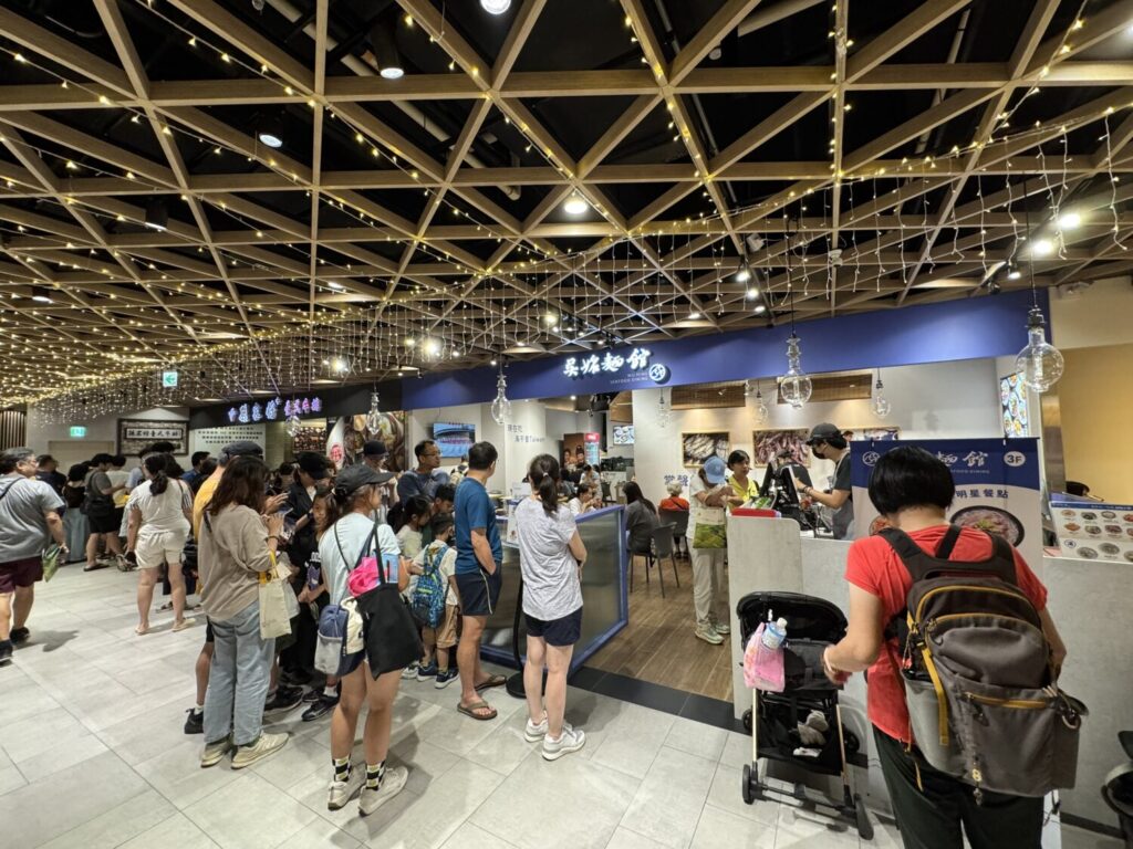 中秋連假商機 Global Mall業績大增近15_ 餐飲、服飾雙位數成長