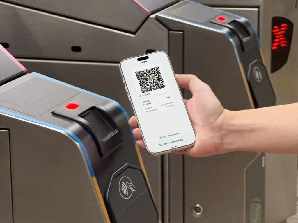 圖1_通勤族必看隱藏福利！用iPASS MONEY 乘車碼搭車　四大超商優惠券週週送_0